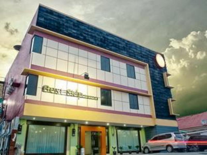 Urbanview Hotel Best Skip Palembang Exterior foto